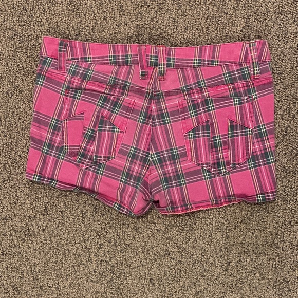 Tripp NYC pink plaid shorts - Picture 2 of 5